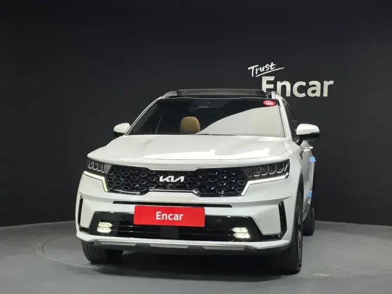 2023 Kia Sorento с пробегом 93 072 км