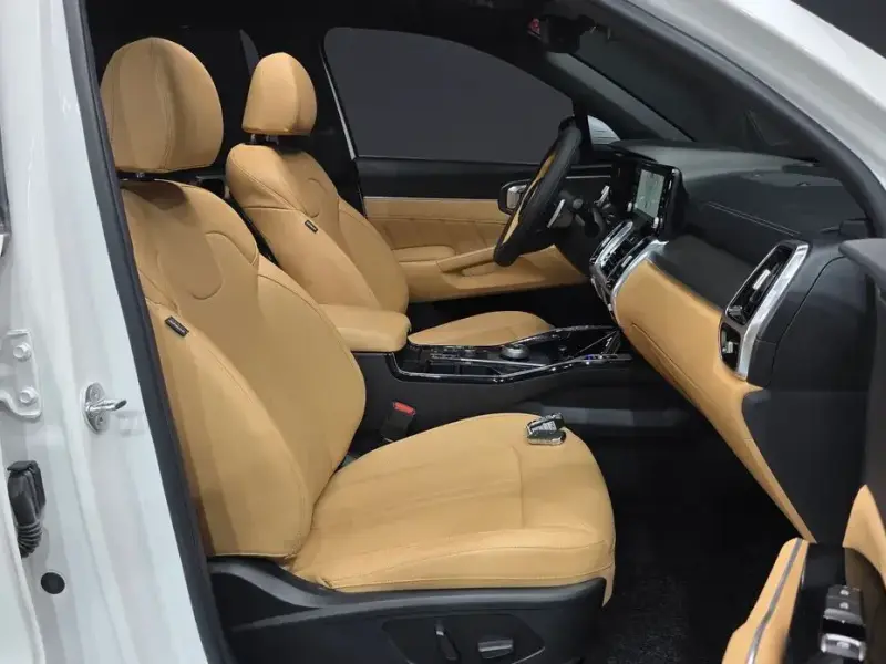2023 Kia Sorento с пробегом 93 072 км