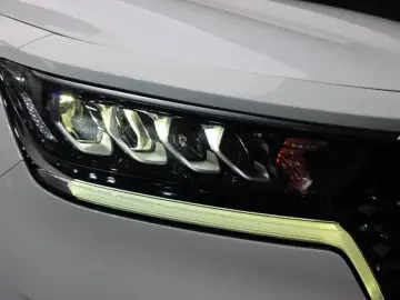 2023 Kia Sorento с пробегом 93 072 км
