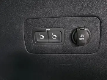2023 Kia Sorento с пробегом 93 072 км