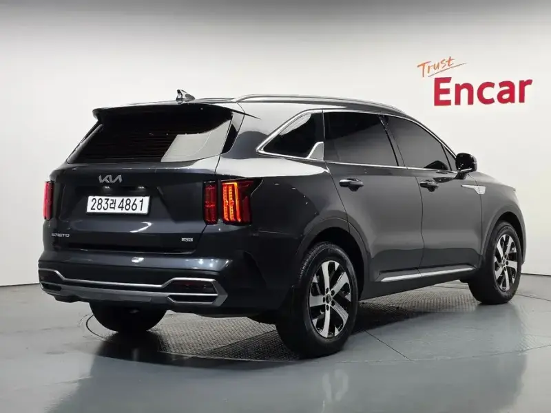 2023 Kia Sorento с пробегом 29 726 км