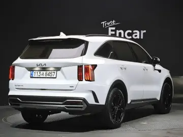 2023 Kia Sorento с пробегом 58 122 км