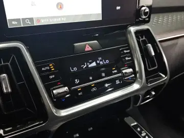 2023 Kia Sorento с пробегом 58 122 км