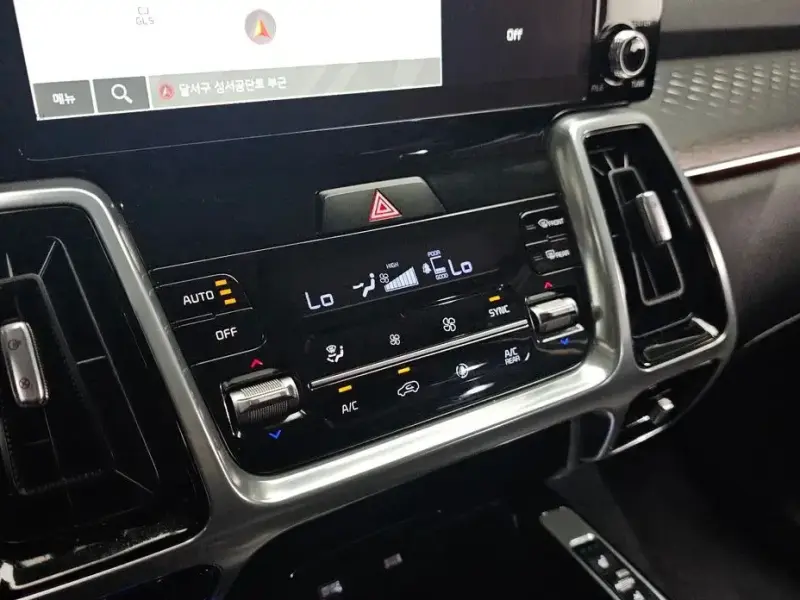 2023 Kia Sorento с пробегом 58 122 км