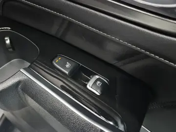 2023 Kia Sorento с пробегом 58 122 км