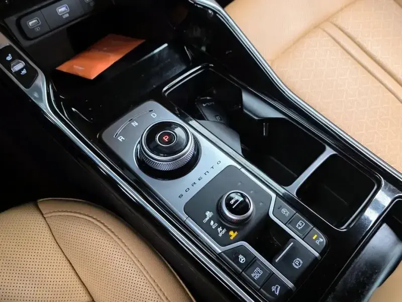 2022 Kia Sorento с пробегом 90 973 км