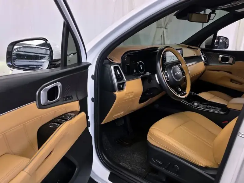 2022 Kia Sorento с пробегом 90 973 км