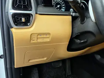 2022 Kia Sorento с пробегом 90 973 км