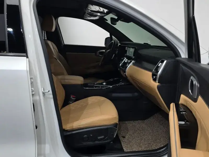 2022 Kia Sorento с пробегом 20 292 км