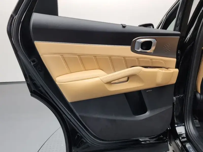 2022 Kia Sorento с пробегом 30 087 км