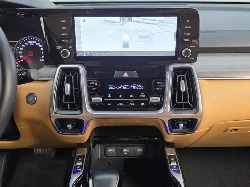 2022 Kia Sorento с пробегом 82 816 км