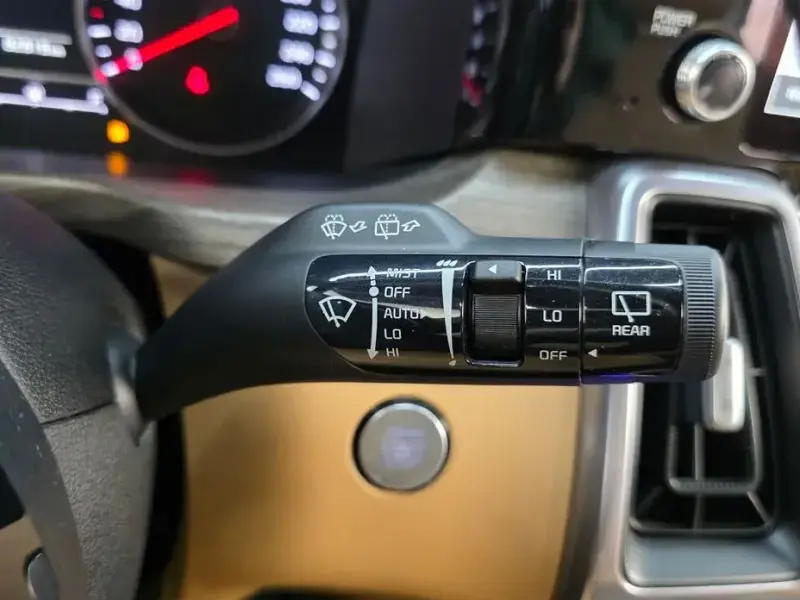 2022 Kia Sorento с пробегом 82 816 км