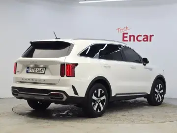 2022 Kia Sorento с пробегом 25 862 км