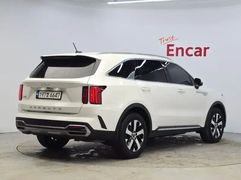 2022 Kia Sorento с пробегом 25 862 км