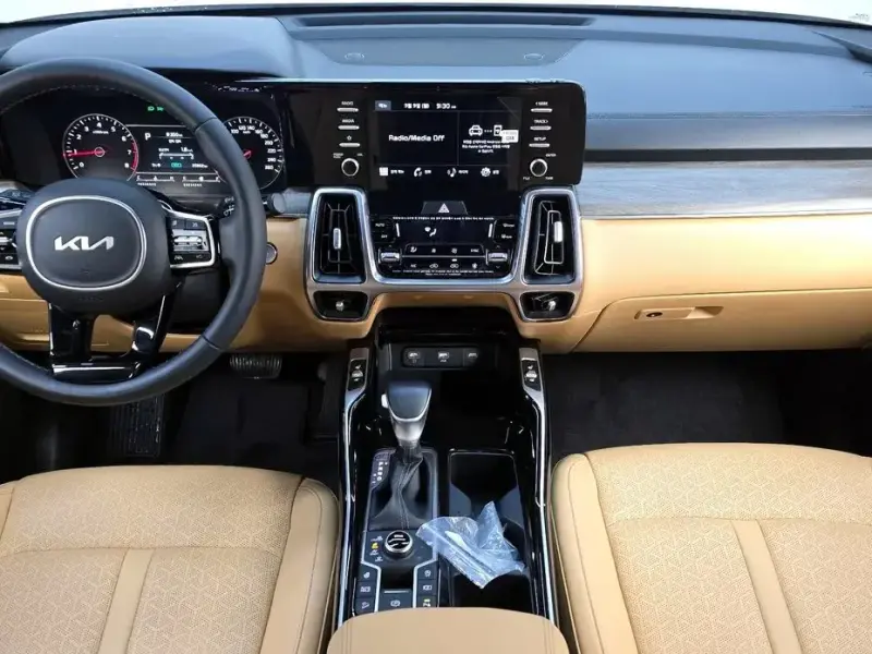 2022 Kia Sorento с пробегом 25 862 км