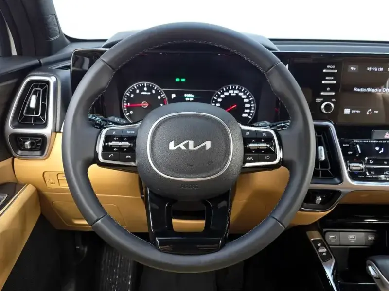2022 Kia Sorento с пробегом 25 862 км