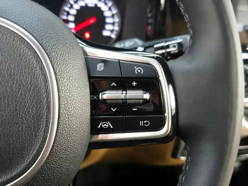 2022 Kia Sorento с пробегом 25 862 км