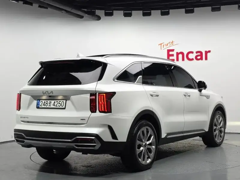 2022 Kia Sorento с пробегом 44 273 км