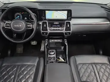 2022 Kia Sorento с пробегом 44 273 км