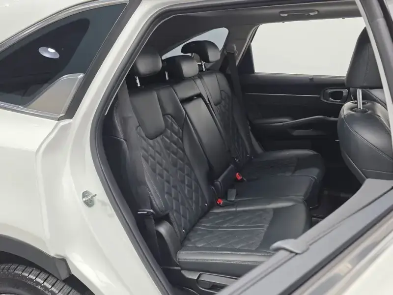 2022 Kia Sorento с пробегом 44 273 км