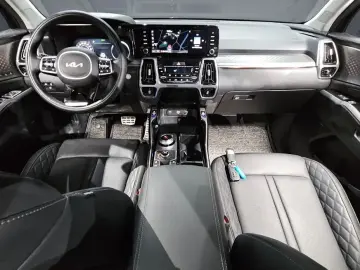 2023 Kia Sorento с пробегом 38 522 км