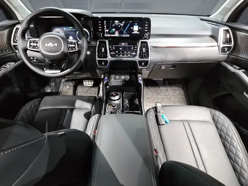 2023 Kia Sorento с пробегом 38 522 км