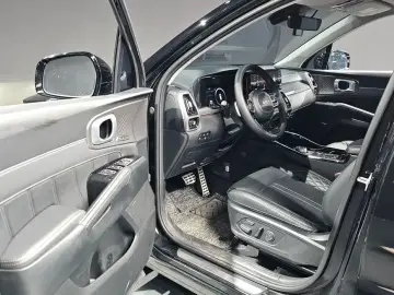2023 Kia Sorento с пробегом 38 522 км
