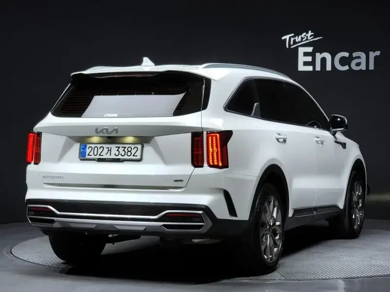 2023 Kia Sorento с пробегом 49 410 км