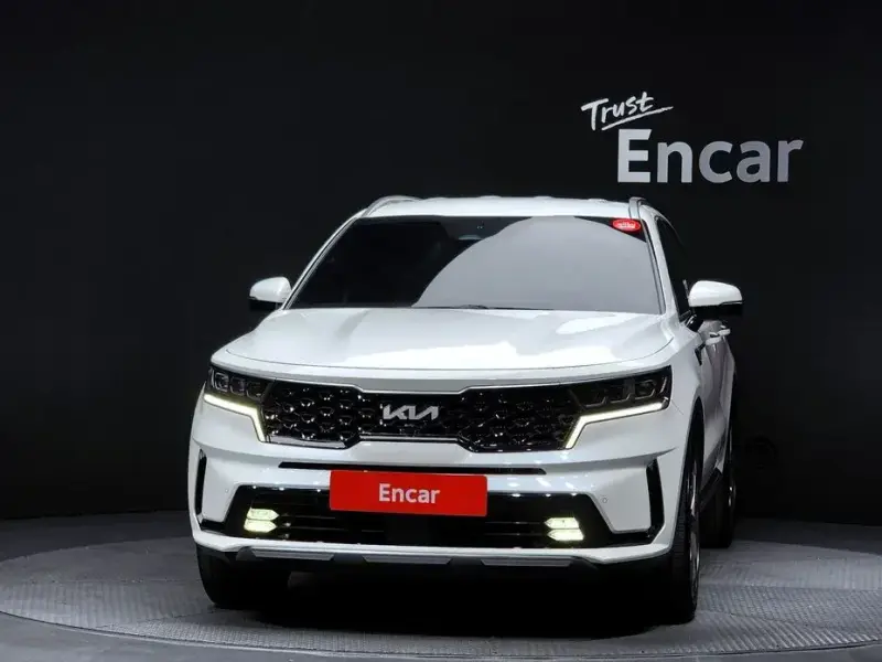 2023 Kia Sorento с пробегом 49 410 км