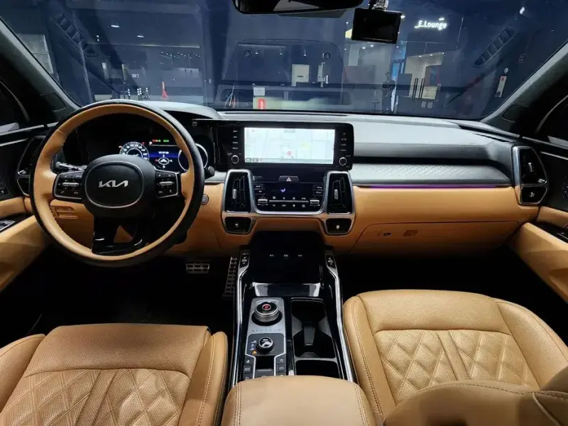 2023 Kia Sorento с пробегом 49 410 км