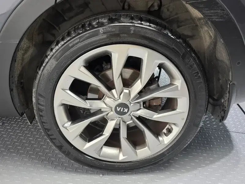 2021 Kia Sorento с пробегом 111 834 км