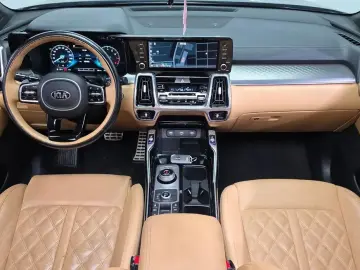 2021 Kia Sorento с пробегом 111 834 км