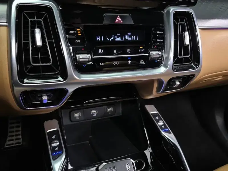 2021 Kia Sorento с пробегом 111 834 км