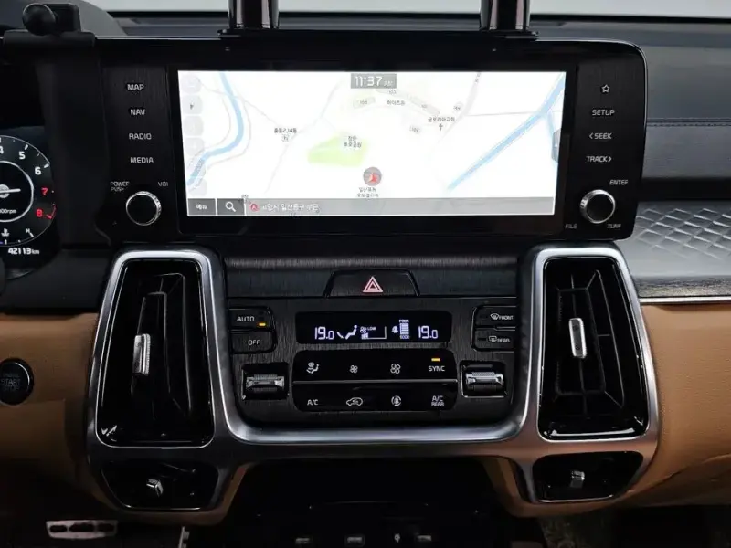 2021 Kia Sorento с пробегом 42 113 км