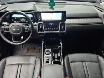 2023 Kia Sorento с пробегом 78 473 км