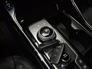 2023 Kia Sorento с пробегом 78 473 км