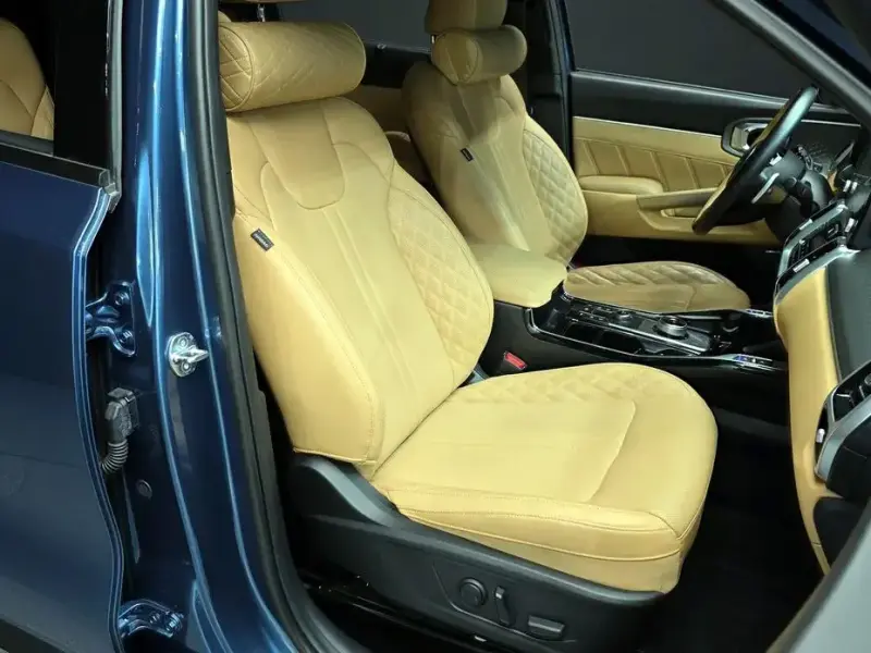 2023 Kia Sorento с пробегом 22 691 км