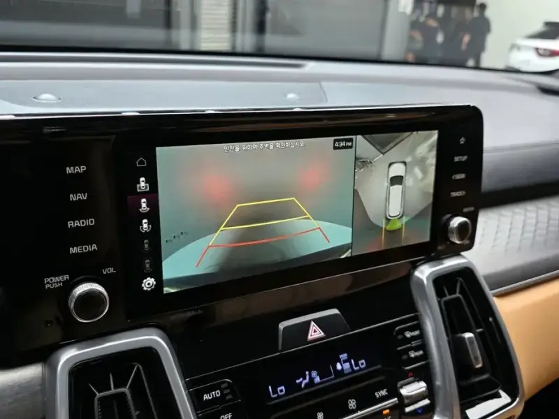 2023 Kia Sorento с пробегом 22 691 км