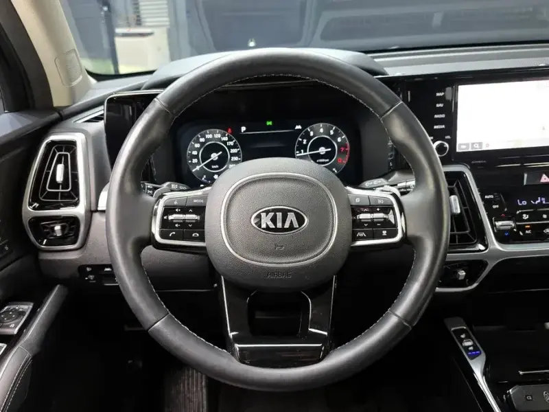 2021 Kia Sorento с пробегом 72 277 км