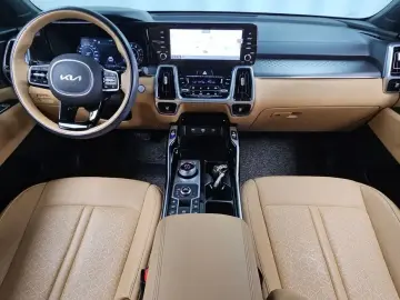 2023 Kia Sorento с пробегом 71 565 км