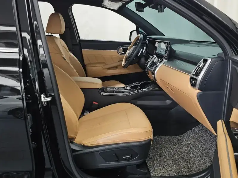 2023 Kia Sorento с пробегом 71 565 км