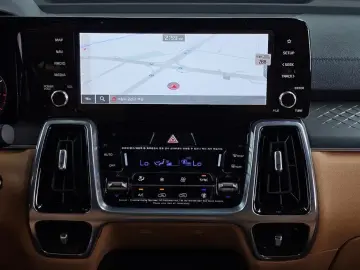 2023 Kia Sorento с пробегом 71 565 км