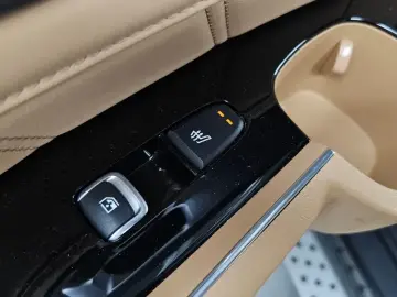 2023 Kia Sorento с пробегом 71 565 км