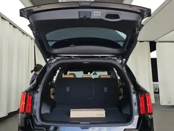 2023 Kia Sorento с пробегом 71 565 км