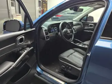 2023 Kia Sorento с пробегом 30 756 км