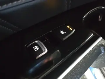 2023 Kia Sorento с пробегом 30 756 км