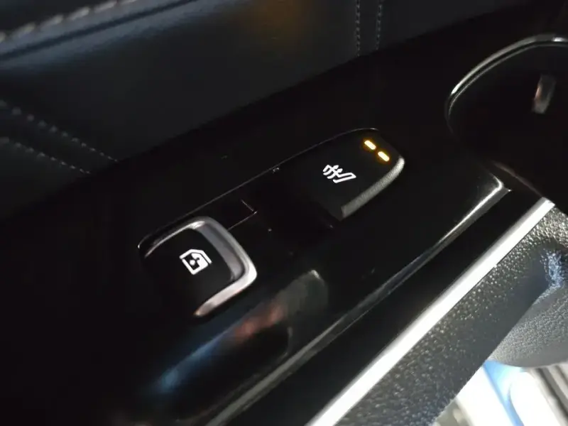 2023 Kia Sorento с пробегом 30 756 км