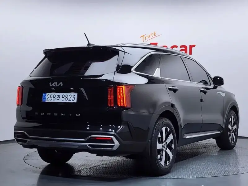 2022 Kia Sorento с пробегом 112 811 км