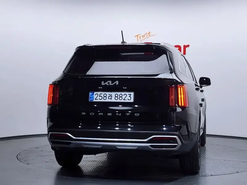 2022 Kia Sorento с пробегом 112 811 км