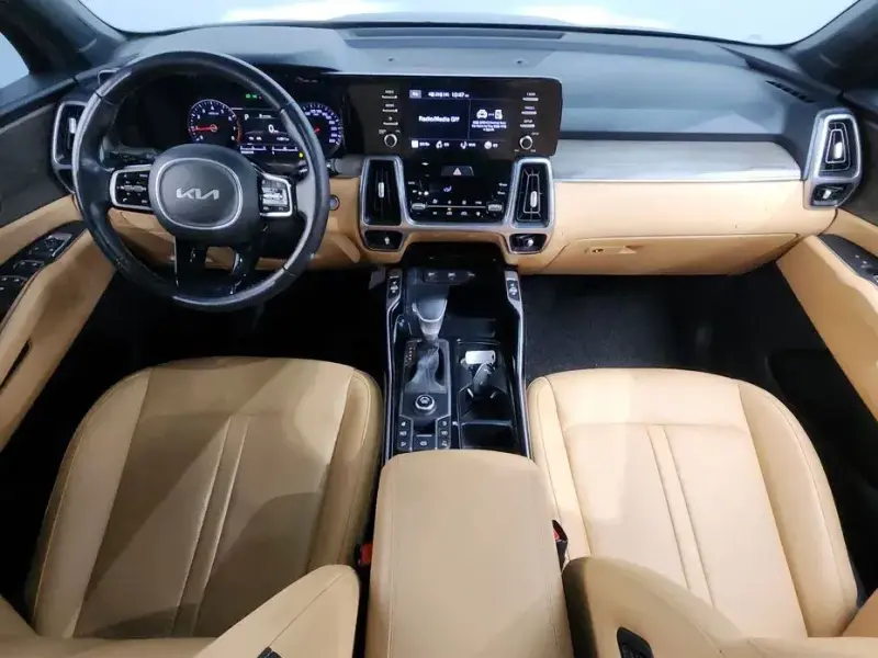 2022 Kia Sorento с пробегом 112 811 км